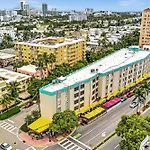 1 Bedroom In The Best Location In South Beach !